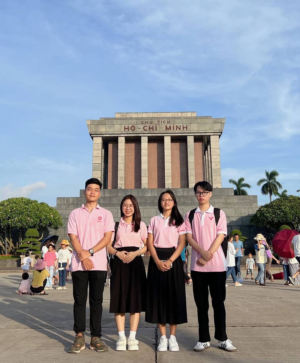 Khoảnh khắc Mùa 3